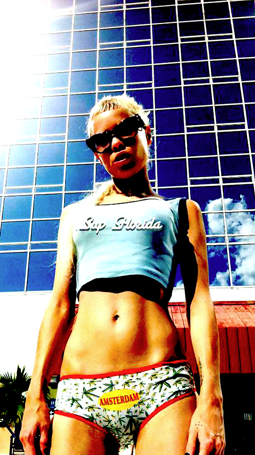 yolandi_visser-03